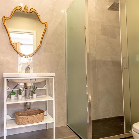 Montevergine Domus Guest house *